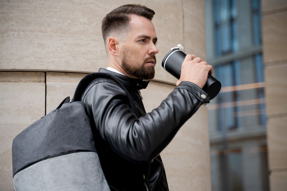 Термостакан Relief — пример нанесения логотипа (Molti) | Print Logo