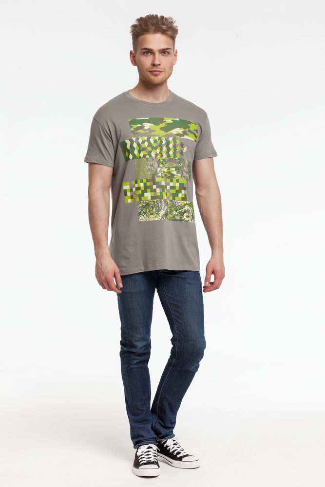 Футболка «Искусство камуфляжа» — пример нанесения логотипа (Принтэссенция) | Print Logo