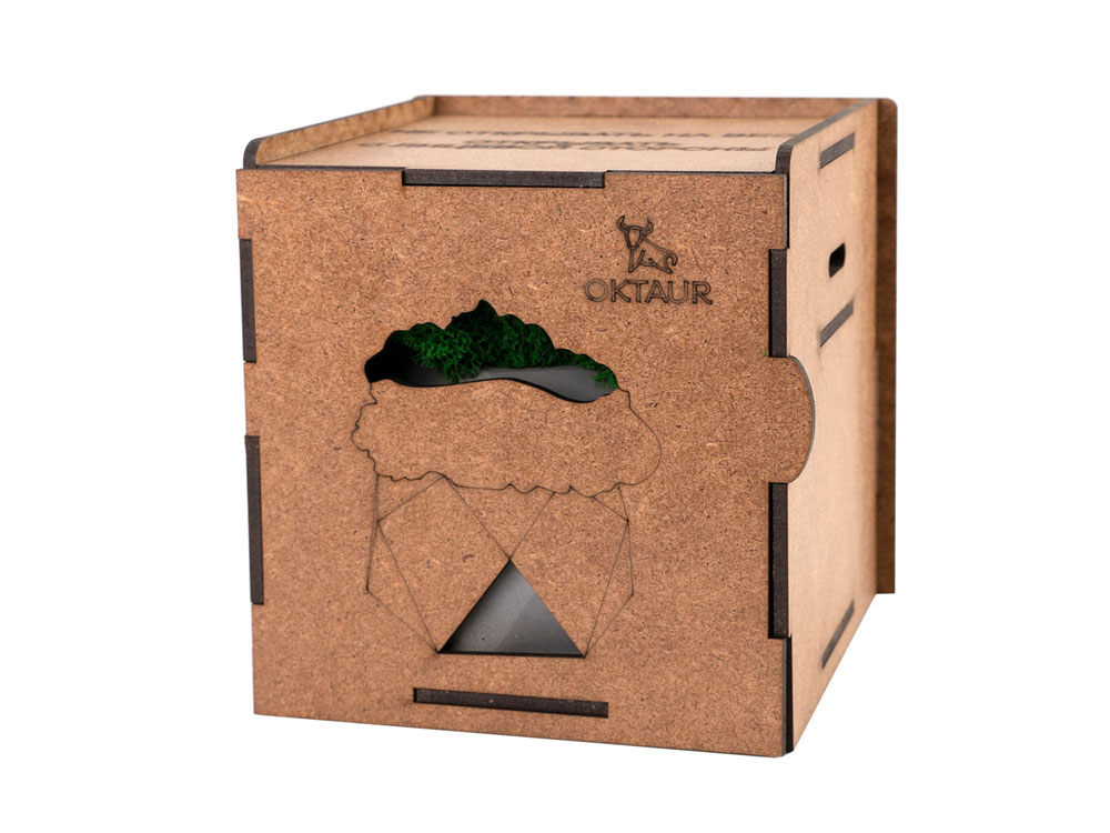 Кашпо бетонное со мхом (бета-маренго мох зеленый), QRONA