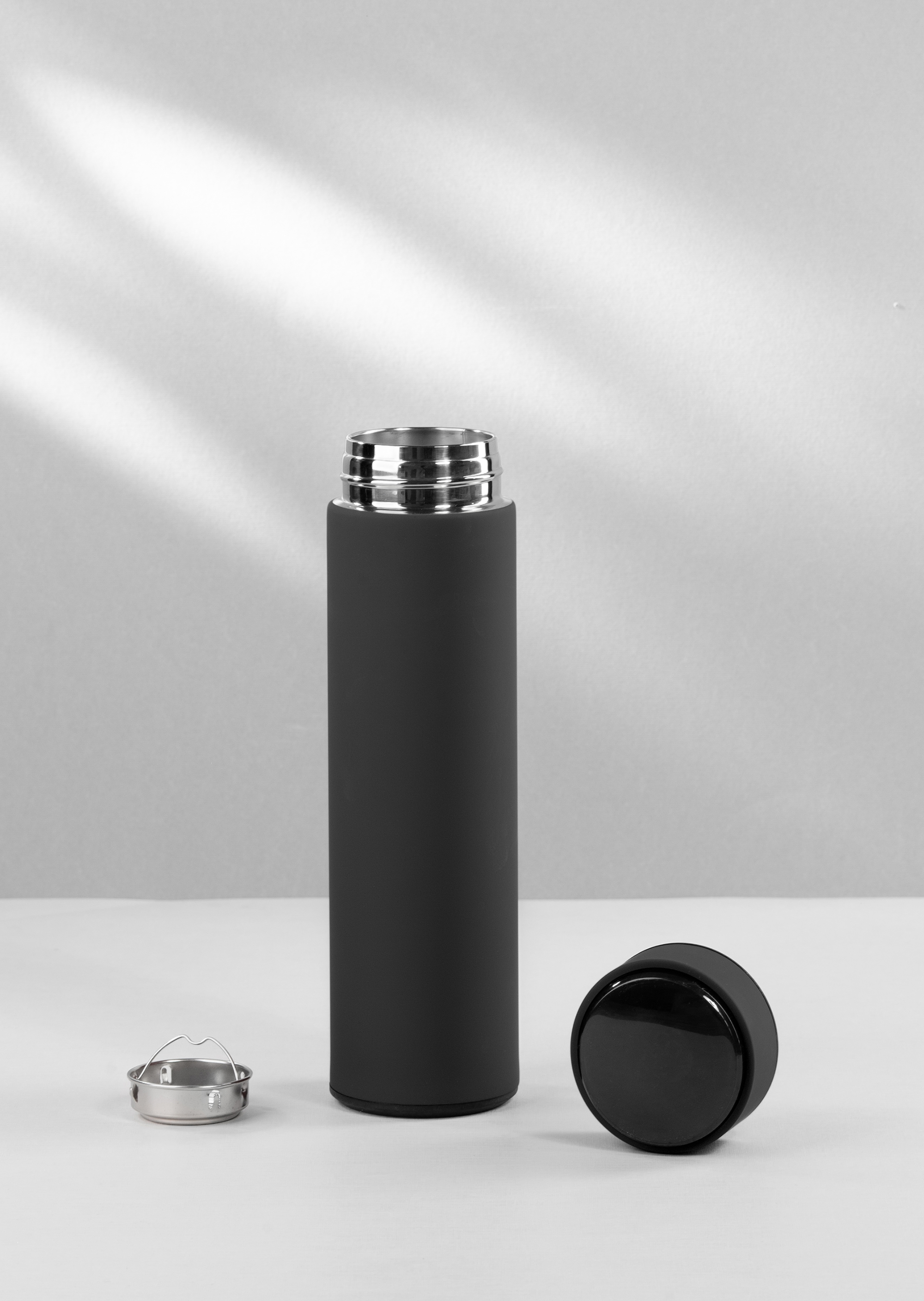 Термос "Бостон next" 500 мл с индикацией температуры, soft touch, сменная батарейка фото на сайте Print Logo.