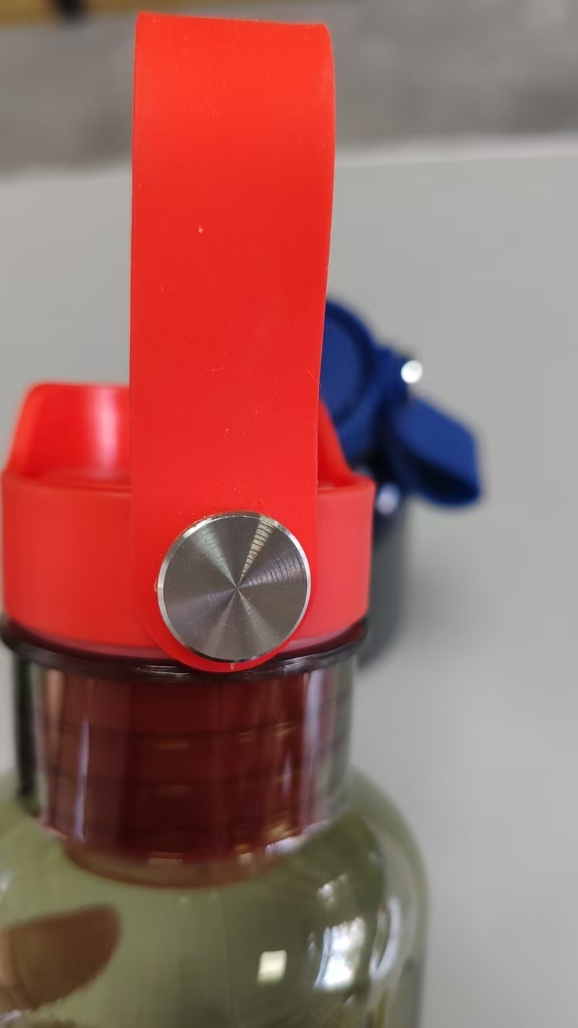 Бутылка для воды "Ариэль" 600 мл, синий