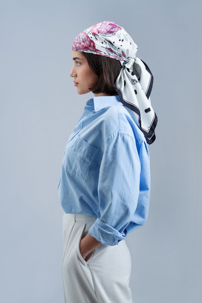 Платок шелковый Delicate и подарки фото на сайте Print logo.