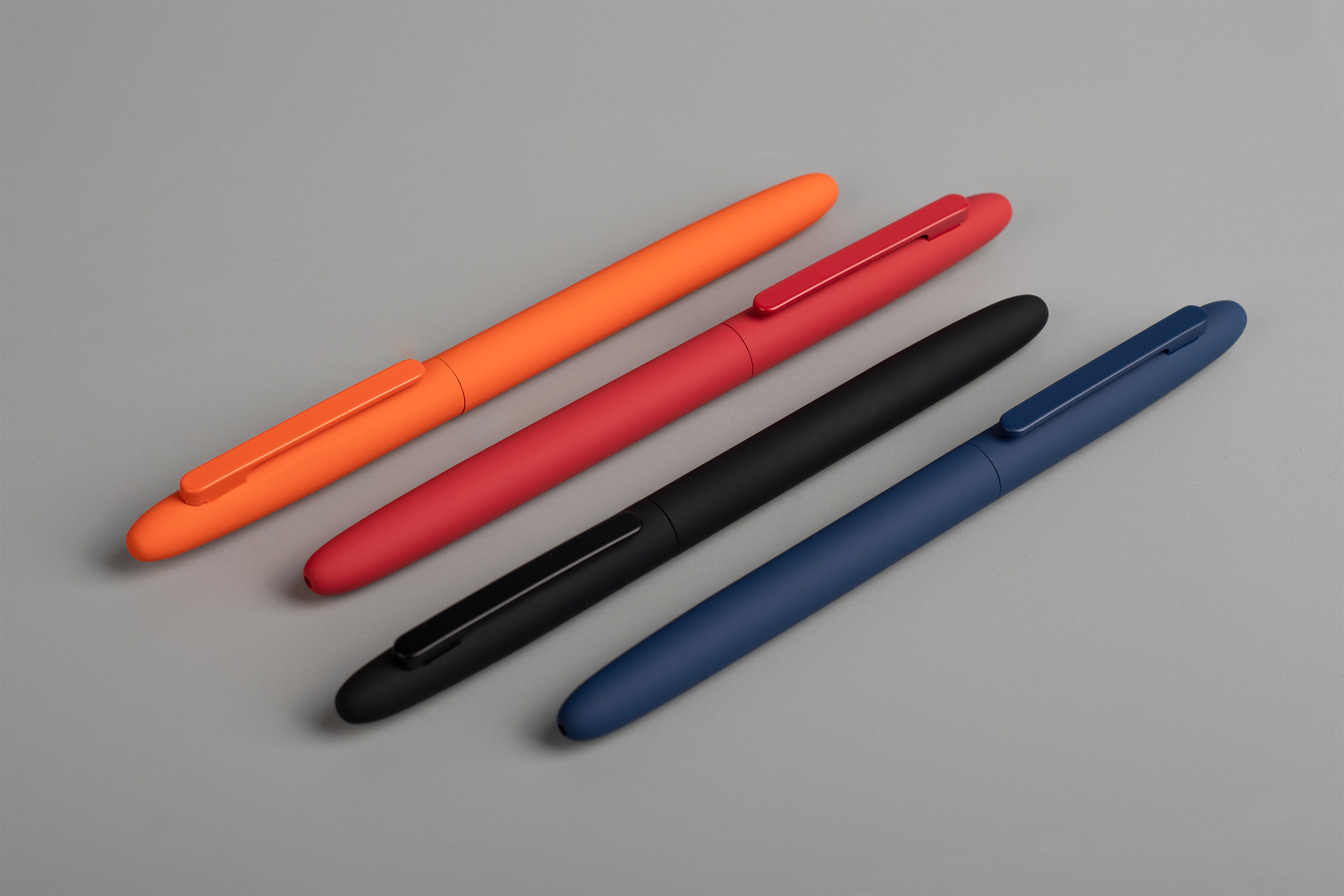 Ручка шариковая "Vega", покрытие soft touch, красный