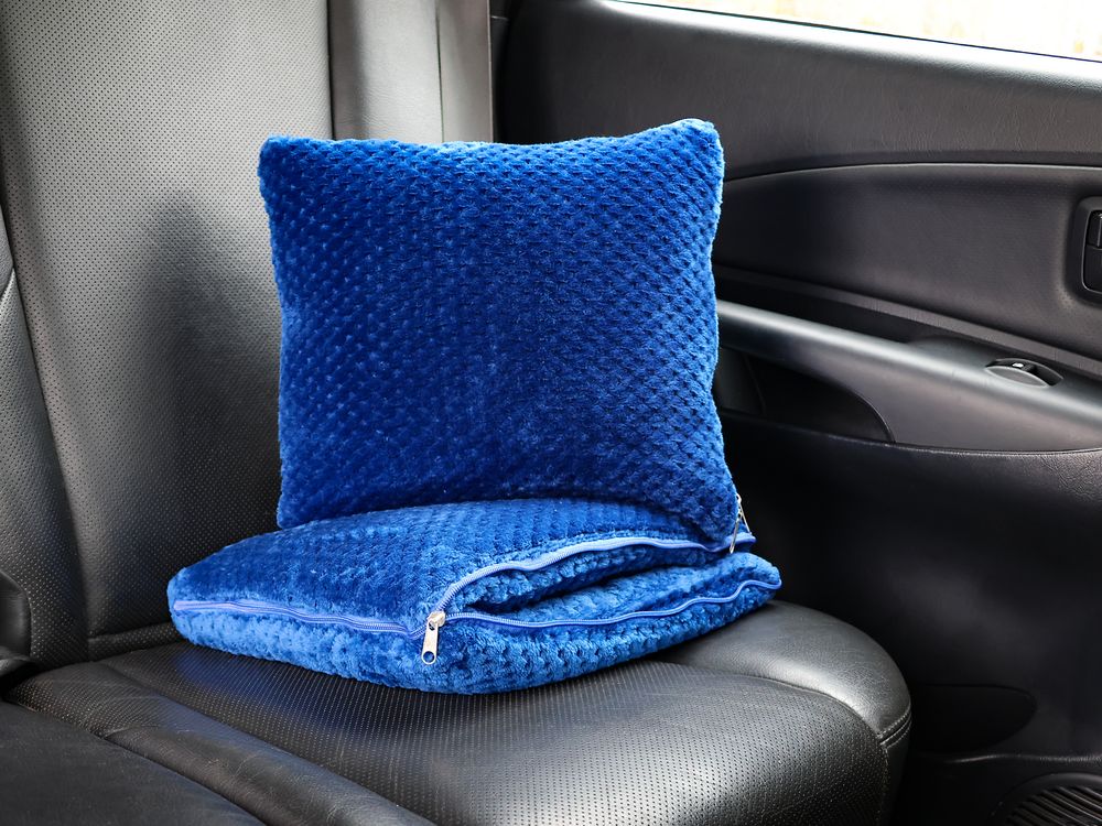 Плед-подушка Dreamscape