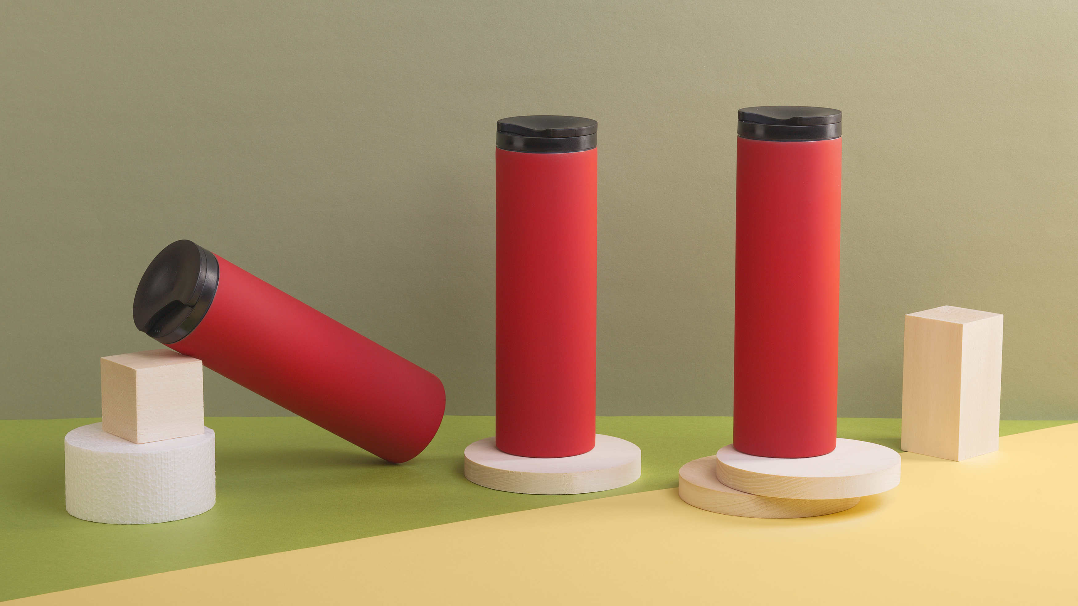 Термостакан "Брайтон" 500 мл, покрытие soft touch, красный