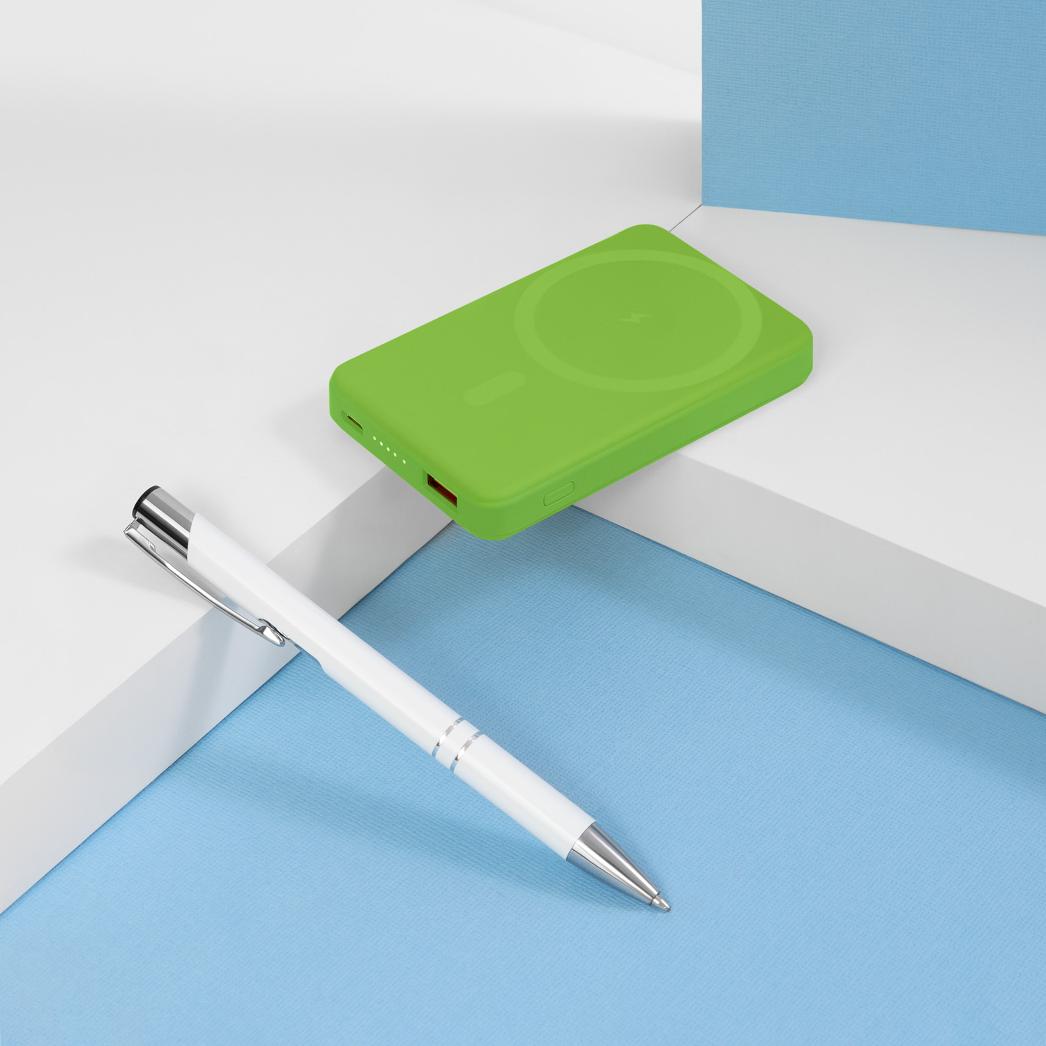 Внешний аккумулятор Ларго PD (Largo PD) 5000mAh с функцией беспроводной зарядки 15W, салатовый