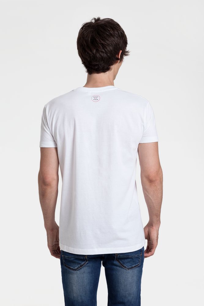 Футболка мужская приталенная «Давай возьмемся за руки» — пример нанесения логотипа (Соль) | Print Logo