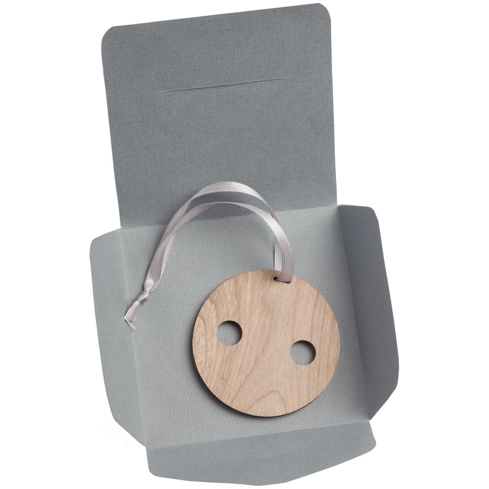 Деревянная подвеска Carving — пример нанесения логотипа () | Print Logo