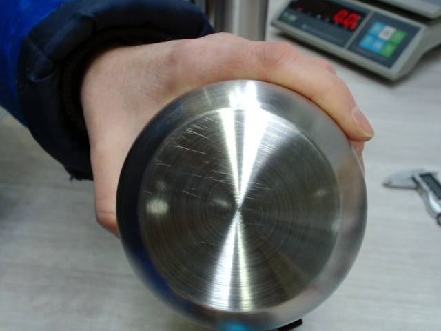 Термос на 1000 мл с ремнем и ручкой для переноски