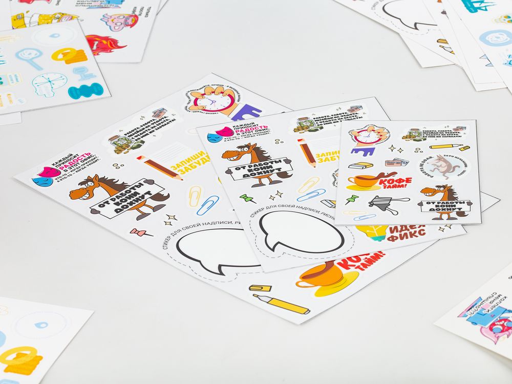 Наклейки UV-DTF Sticker Pack на заказ — пример нанесения логотипа (сделано в России) | Print Logo