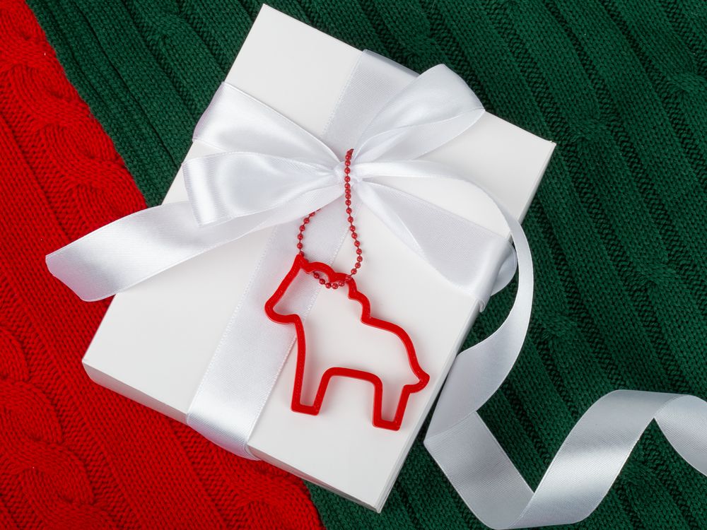 Подвеска «Лошадка с седлом» — пример нанесения логотипа (сделано в России) | Print Logo