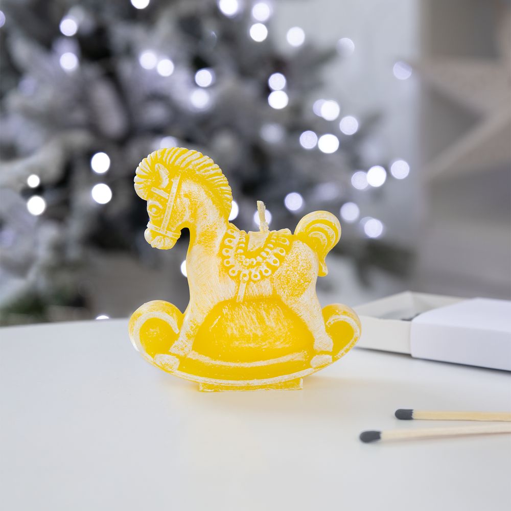 Свеча фигурная «Лошадка-качалка»