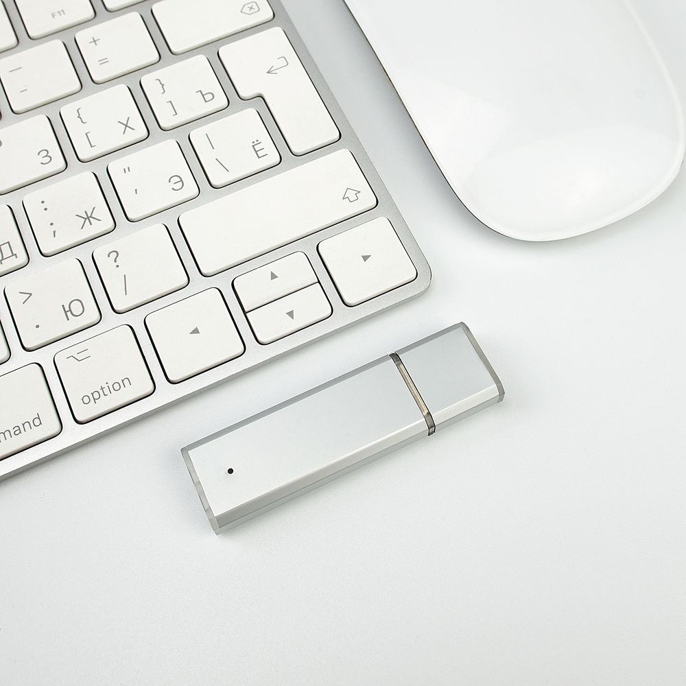 Флешка Silver Lining фото на сайте Print Logo.