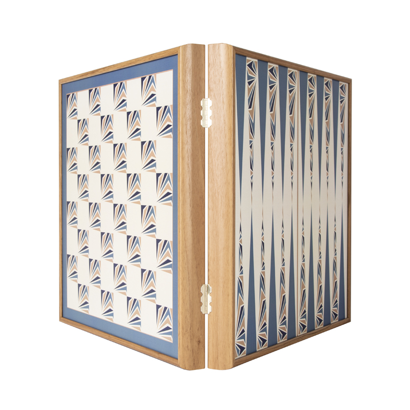 Набор игр (шахматы, нарды, лудо, змейка) фото на сайте Print Logo.