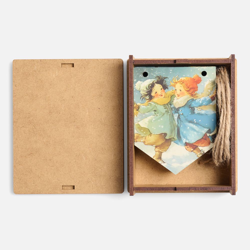 Деревянные флажки «Праздничные мотивы» — пример нанесения логотипа (сделано в России) | Print Logo