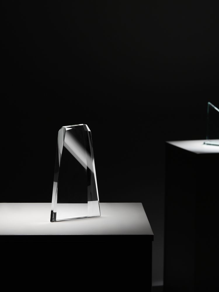 Стела Eminence, большая