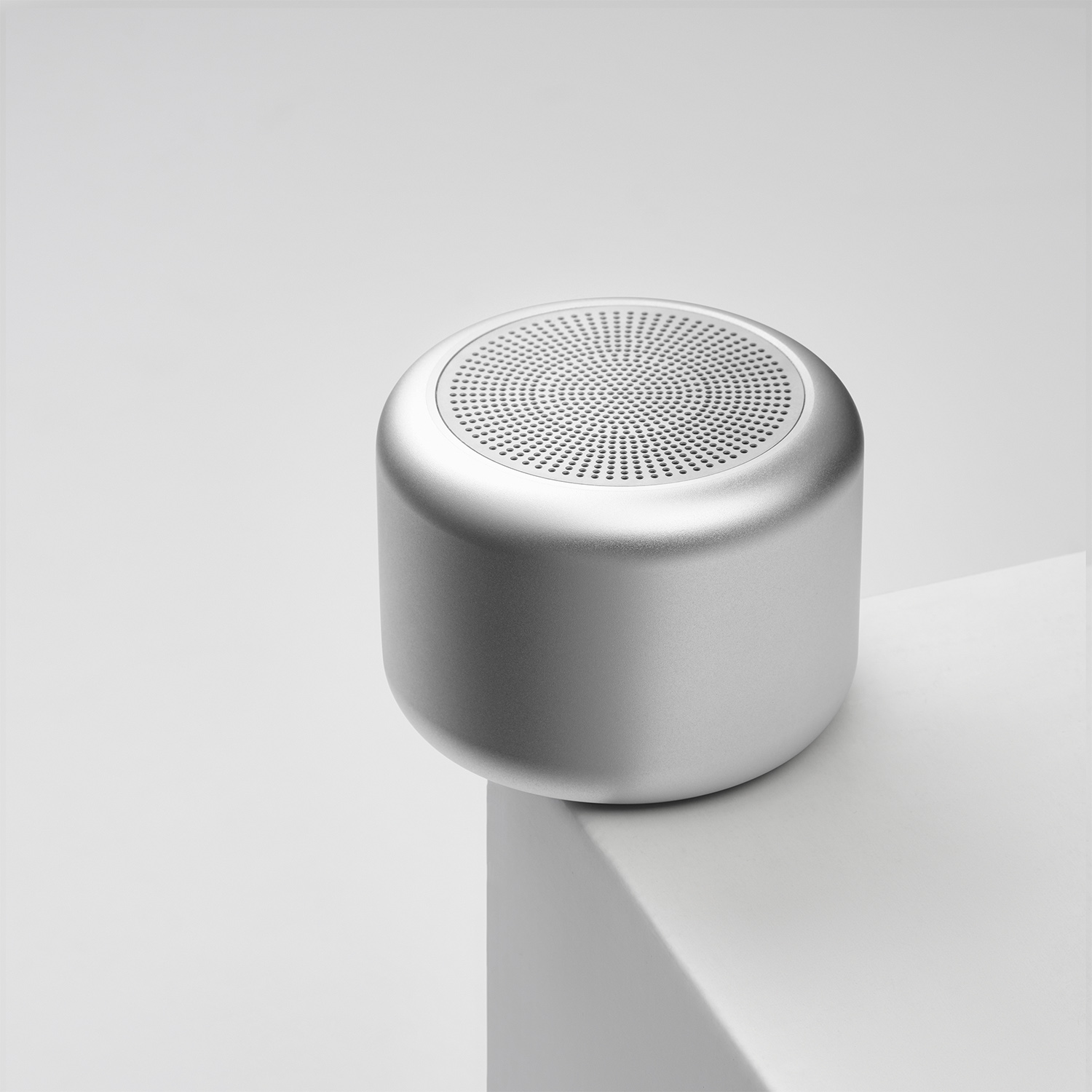 Беспроводная колонка Passion 80dB 600 mAh (Bluetooth 5.0), серебряная