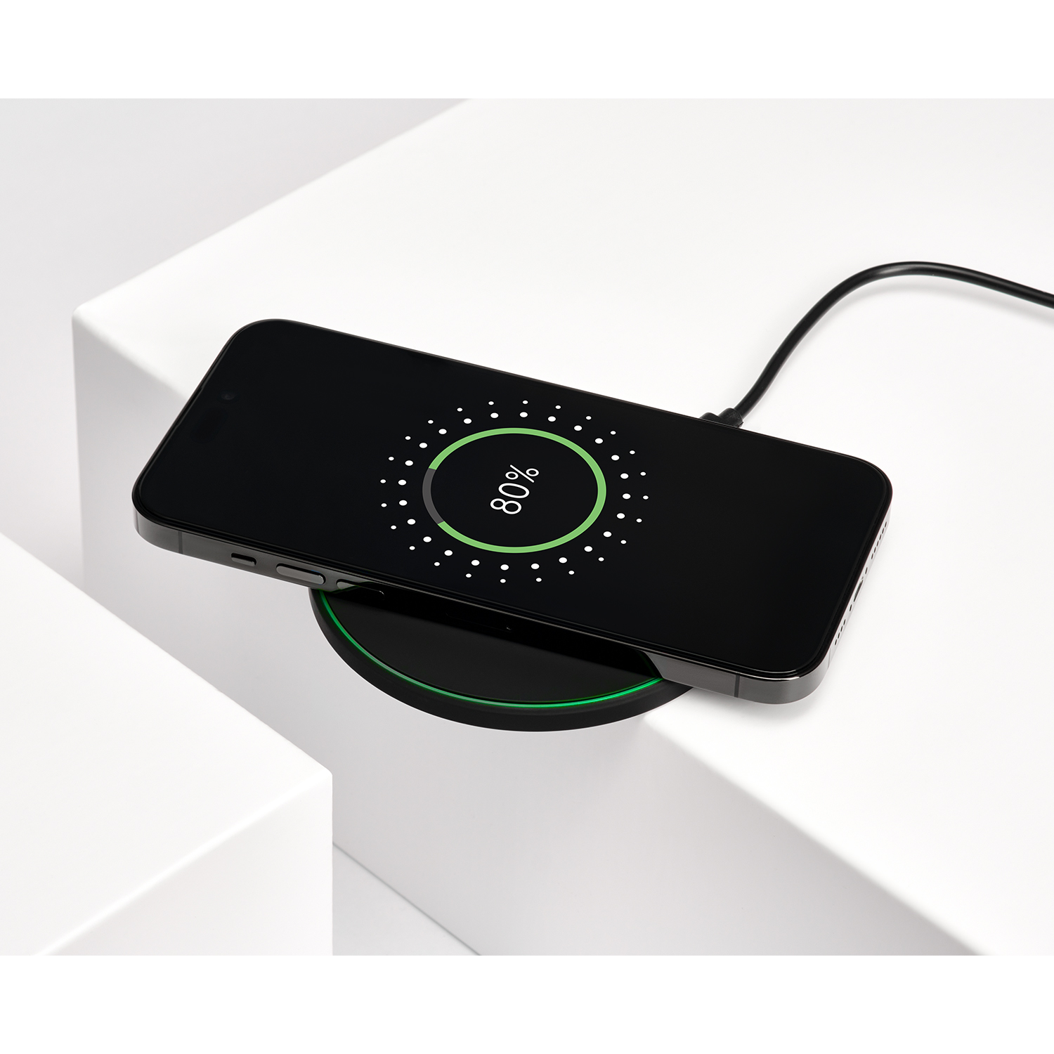 Беспроводное зарядное устройство с подсветкой 15W Аурис (Auris), фиолетовое фото на сайте Print Logo.