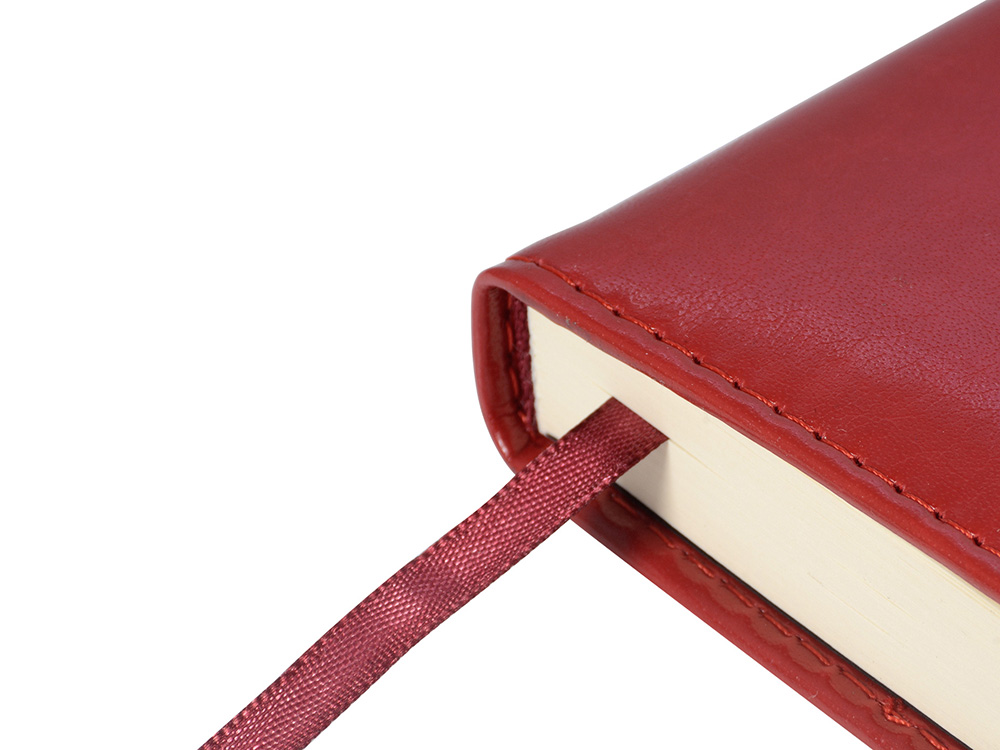 Ежедневник А5 недатированный Prestige, красный