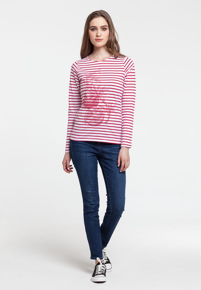 Футболка женская Grand Granat — пример нанесения логотипа (Принтэссенция) | Print Logo