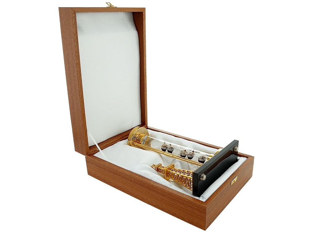 Композиция Нефтяная капля