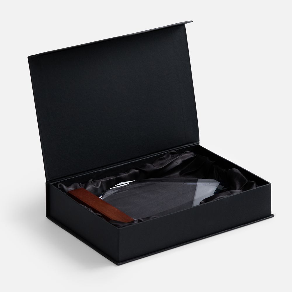 Стела Glory Daze — пример нанесения логотипа () | Print Logo