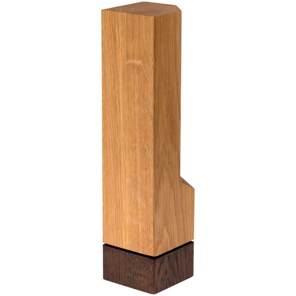 Стела Madera — пример нанесения логотипа (сделано в России) | Print Logo