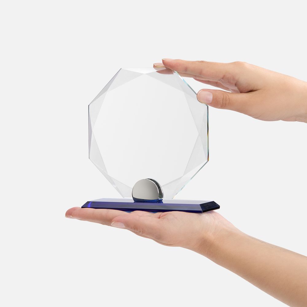 Стела Logrado и подарки фото на сайте Print logo.