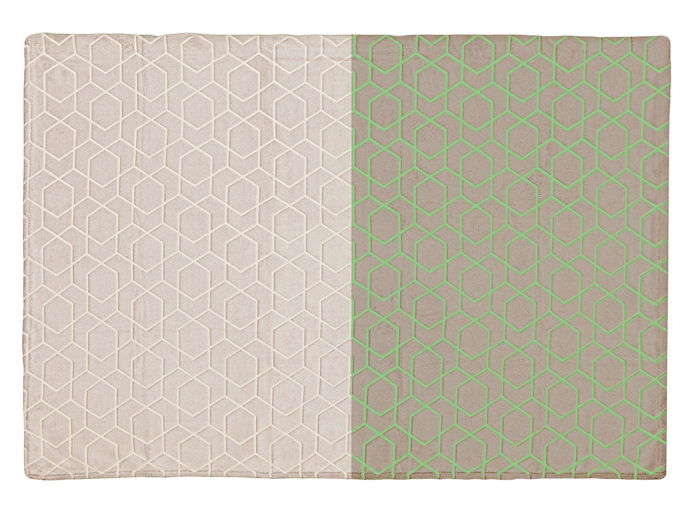 Светящийся в темноте плед Lattice бежевый