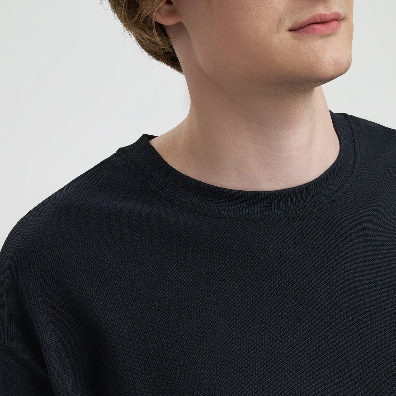 Футболка унисекс премиум Аура (Aura), черный