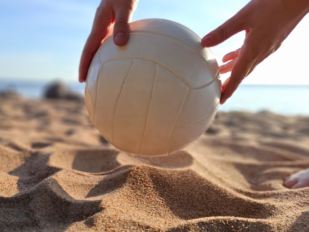 Волейбольный мяч Friday, ver.2 — пример нанесения логотипа () | Print Logo