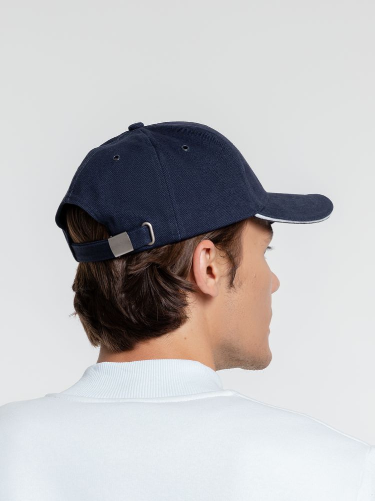 Бейсболка Generic