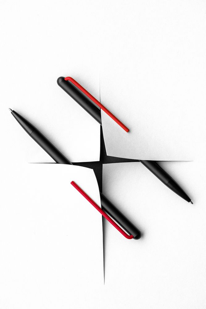 Шариковая ручка GrafeeX в чехле