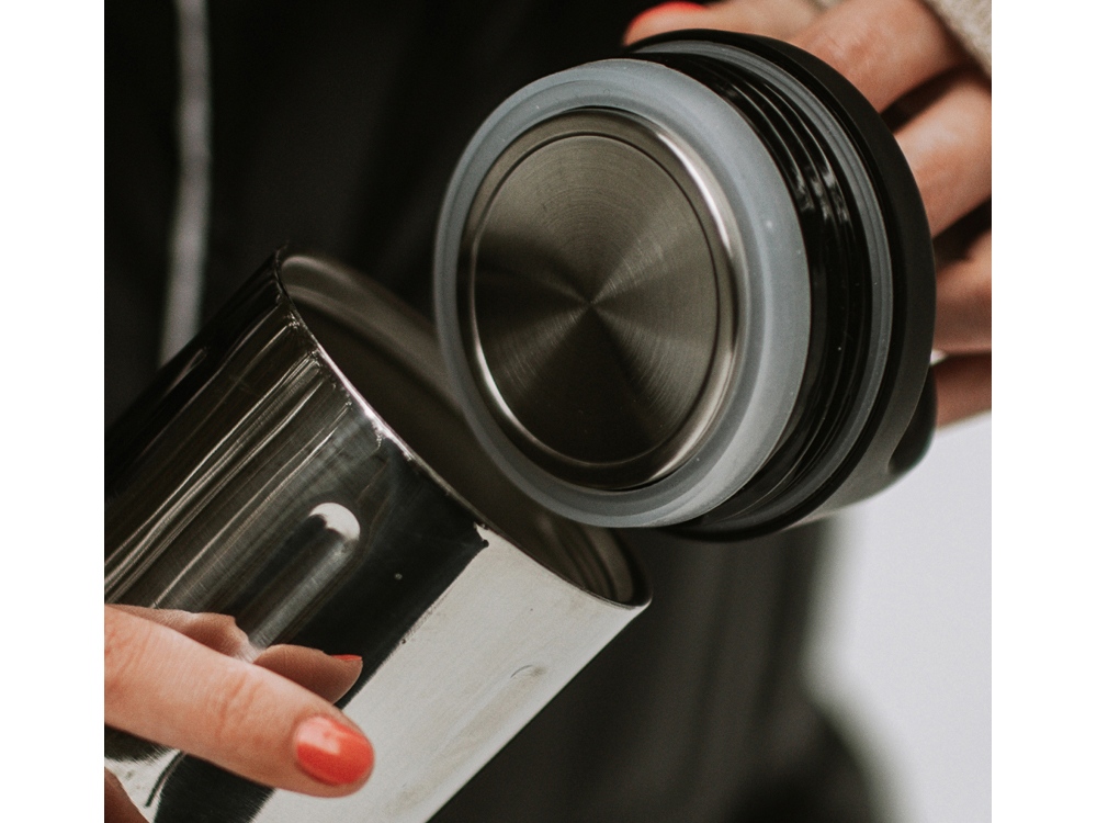 Вакуумный термос с керамическим покрытием бытовой, тм bobber, 590 мл. Артикул Bottle-590 Glossy (зеркальный)