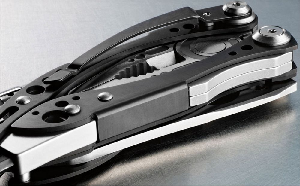 Мультитул Skeletool CX — пример нанесения логотипа (Leatherman) | Print Logo