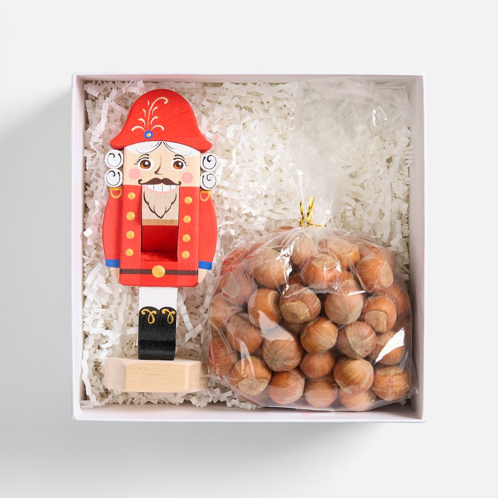 Набор «Как по щелчку» с орехами фото на сайте Print Logo.