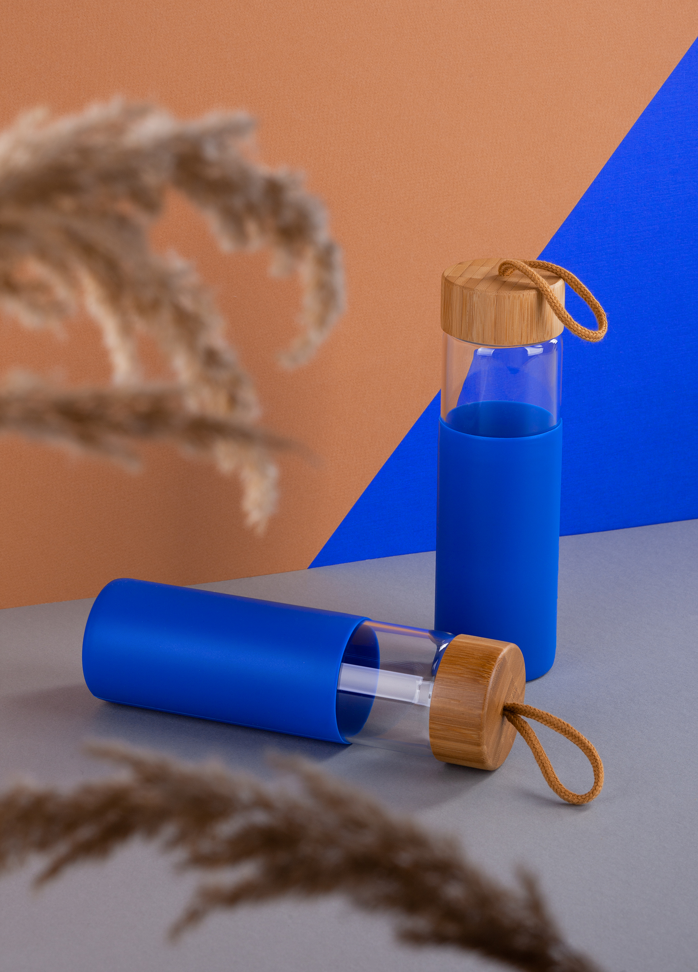 Бутылка для воды "Wellness" 600 мл в силиконовом чехле, синий