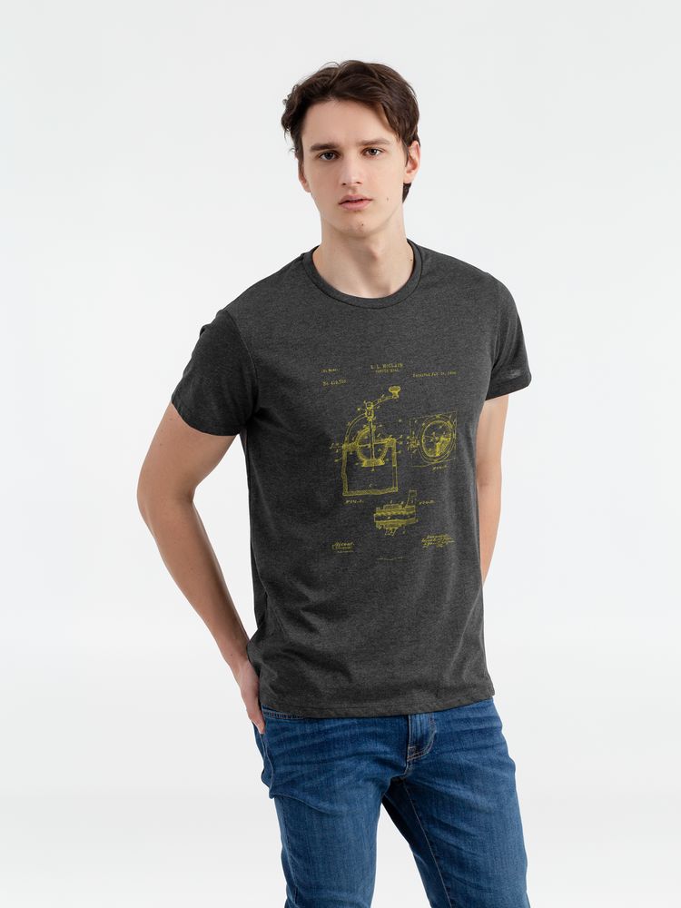 Футболка приталенная Old Patents. Coffee Mill — пример нанесения логотипа (CoolColor) | Print Logo