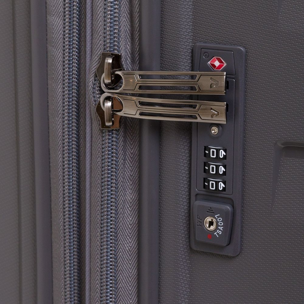 Чемодан Skyline L