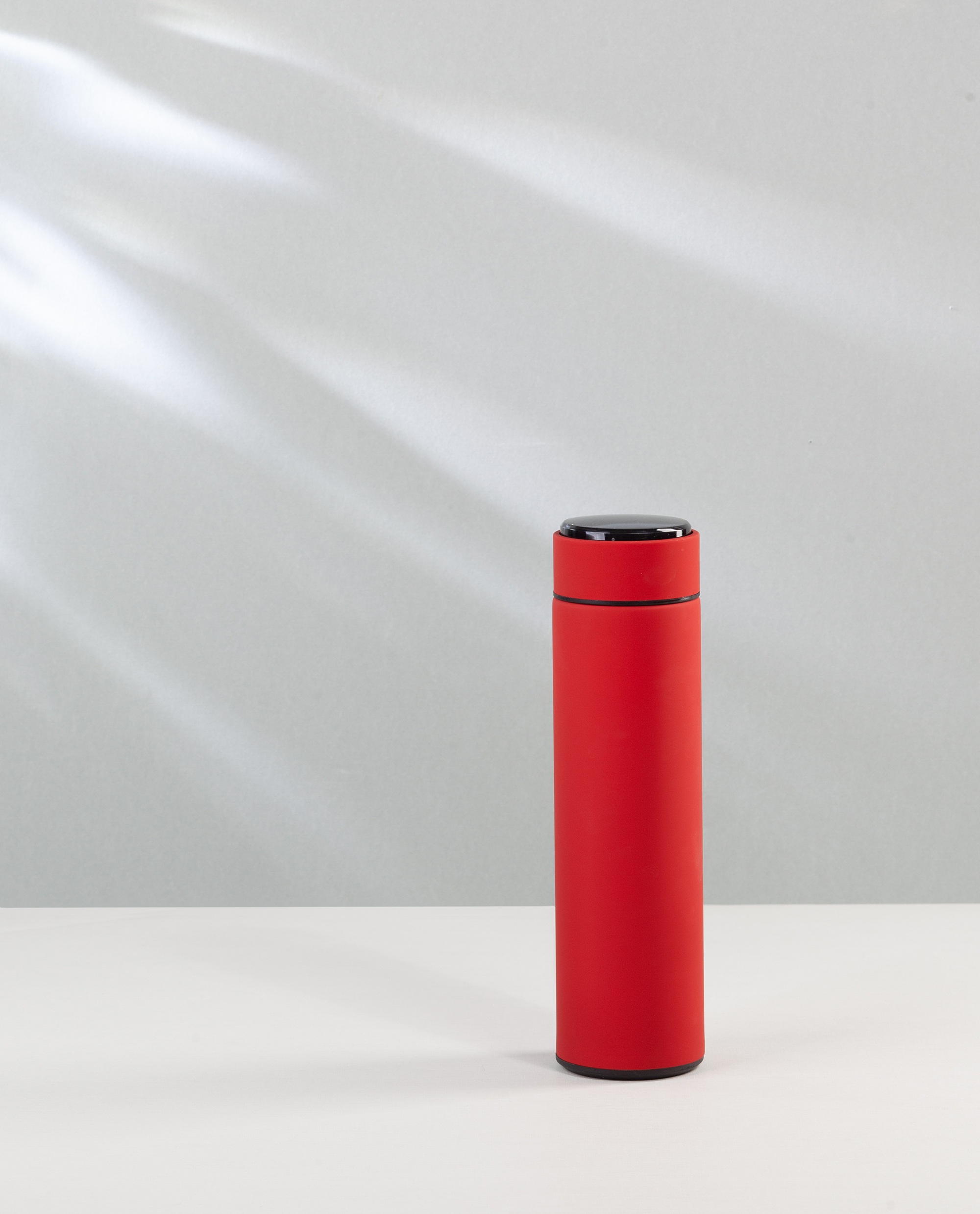 Термос "Бостон next" 500 мл с индикацией температуры, soft touch, сменная батарейка фото на сайте Print Logo.