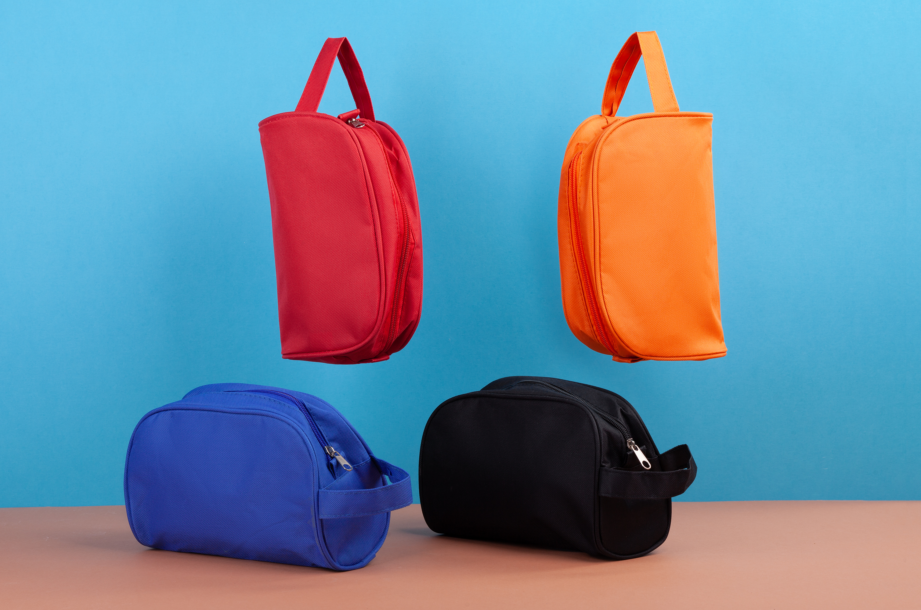 Несессер, красный