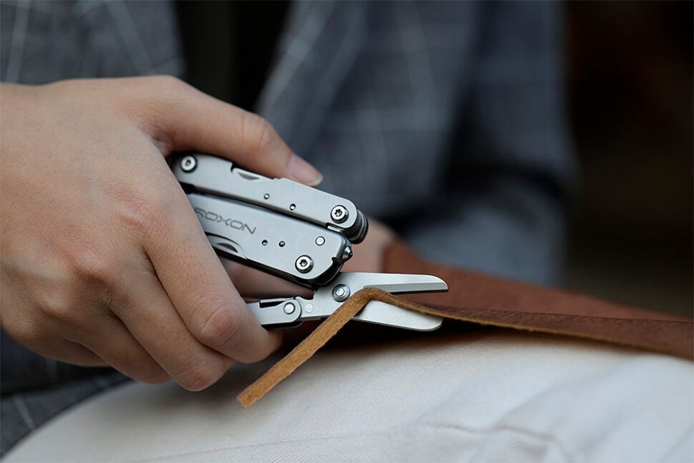 Мультитул Mini M2 — пример нанесения логотипа (Roxon) | Print Logo