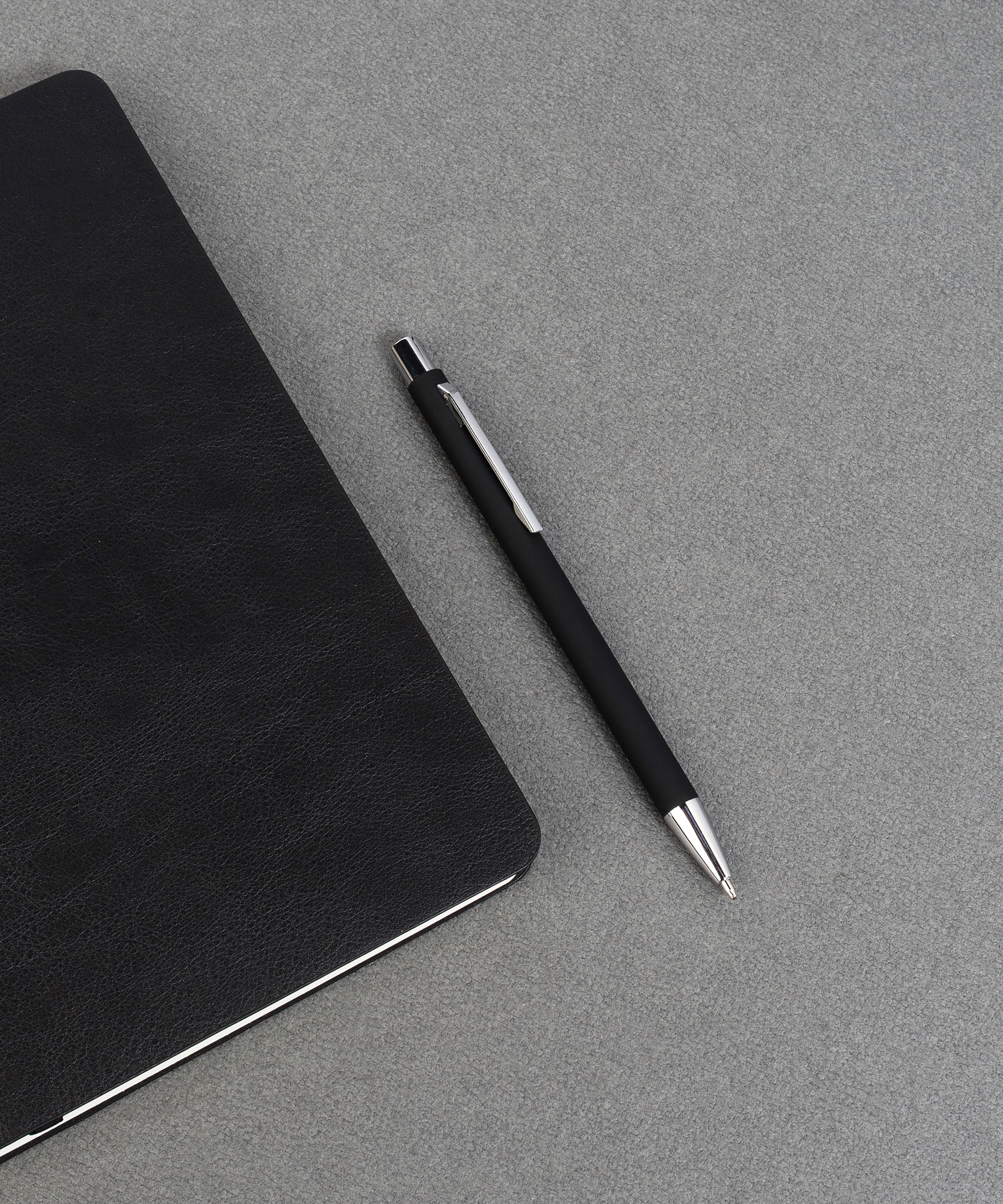 Ручка шариковая "Trade", покрытие soft touch, белый