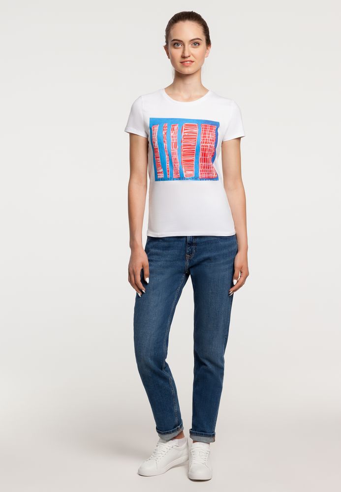 Футболка женская «Небоскребы» — пример нанесения логотипа (Принтэссенция) | Print Logo