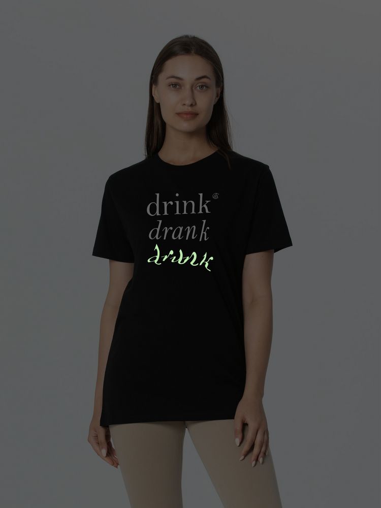 Футболка Drunk со светящимся принтом, черная, размер L