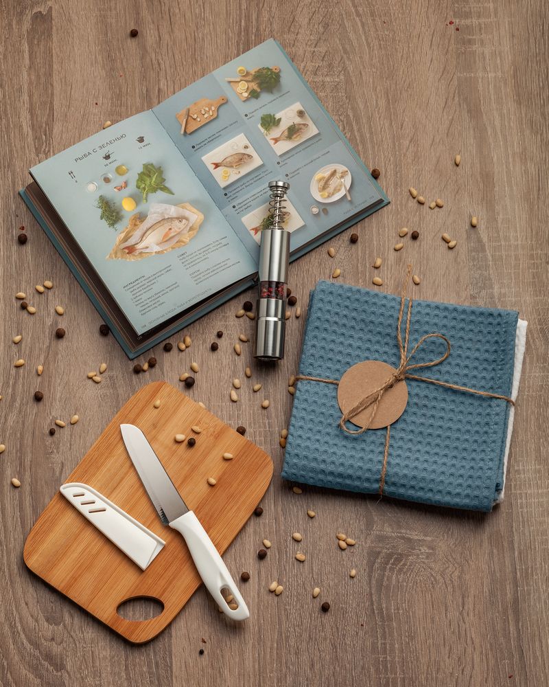 Книга «Маленькая книга гурмана. Мечтать не вредно!» фото на сайте Print Logo.