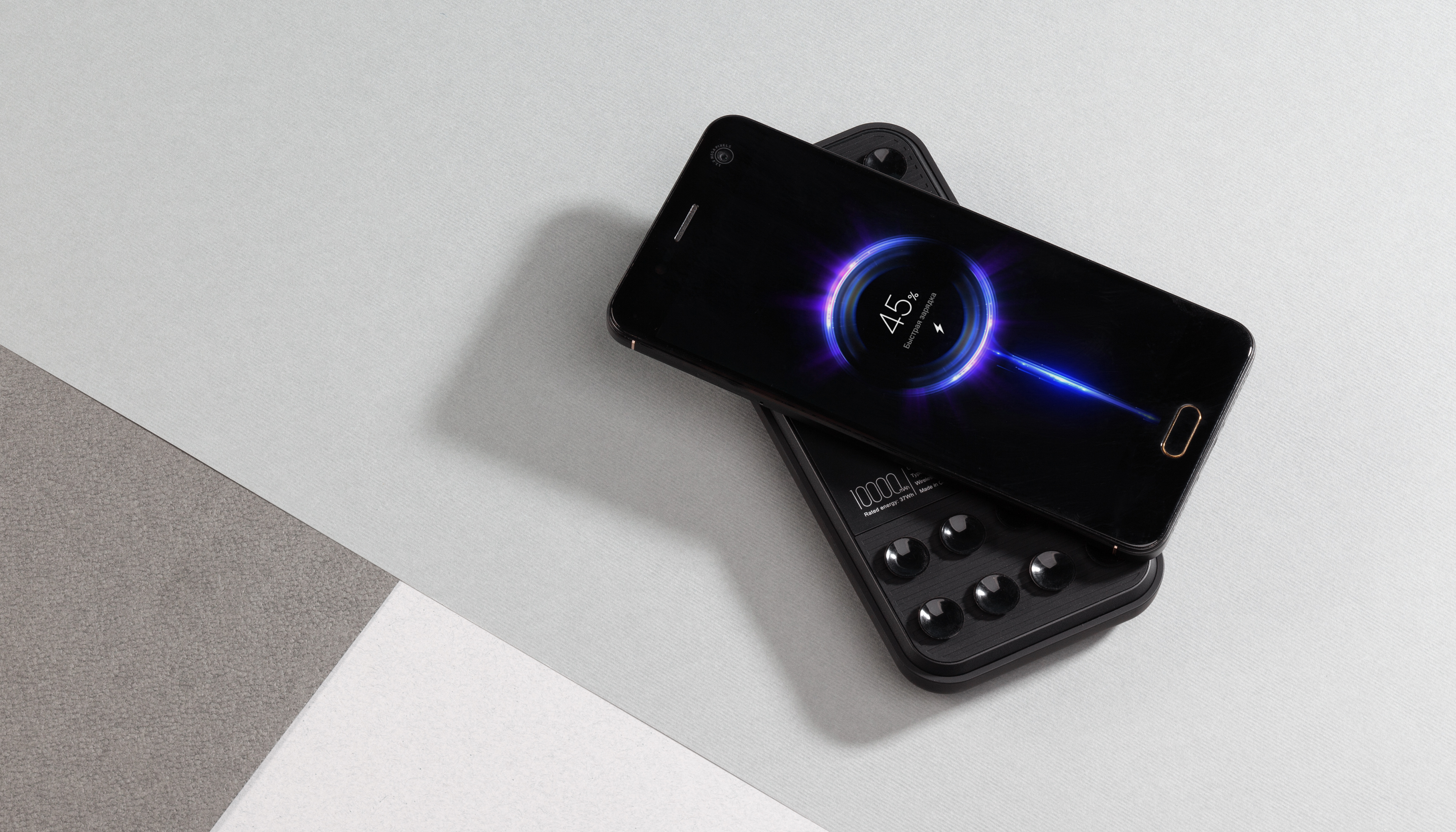 Беспроводное зарядное устройство "Sticky SOFTTOUCH", 10000 mAh с подсветкой логотипа и присосками, синий