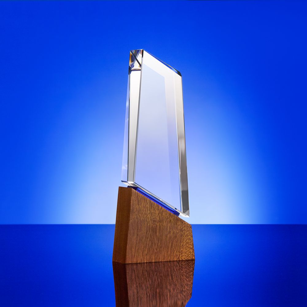 Стела High Point — пример нанесения логотипа () | Print Logo