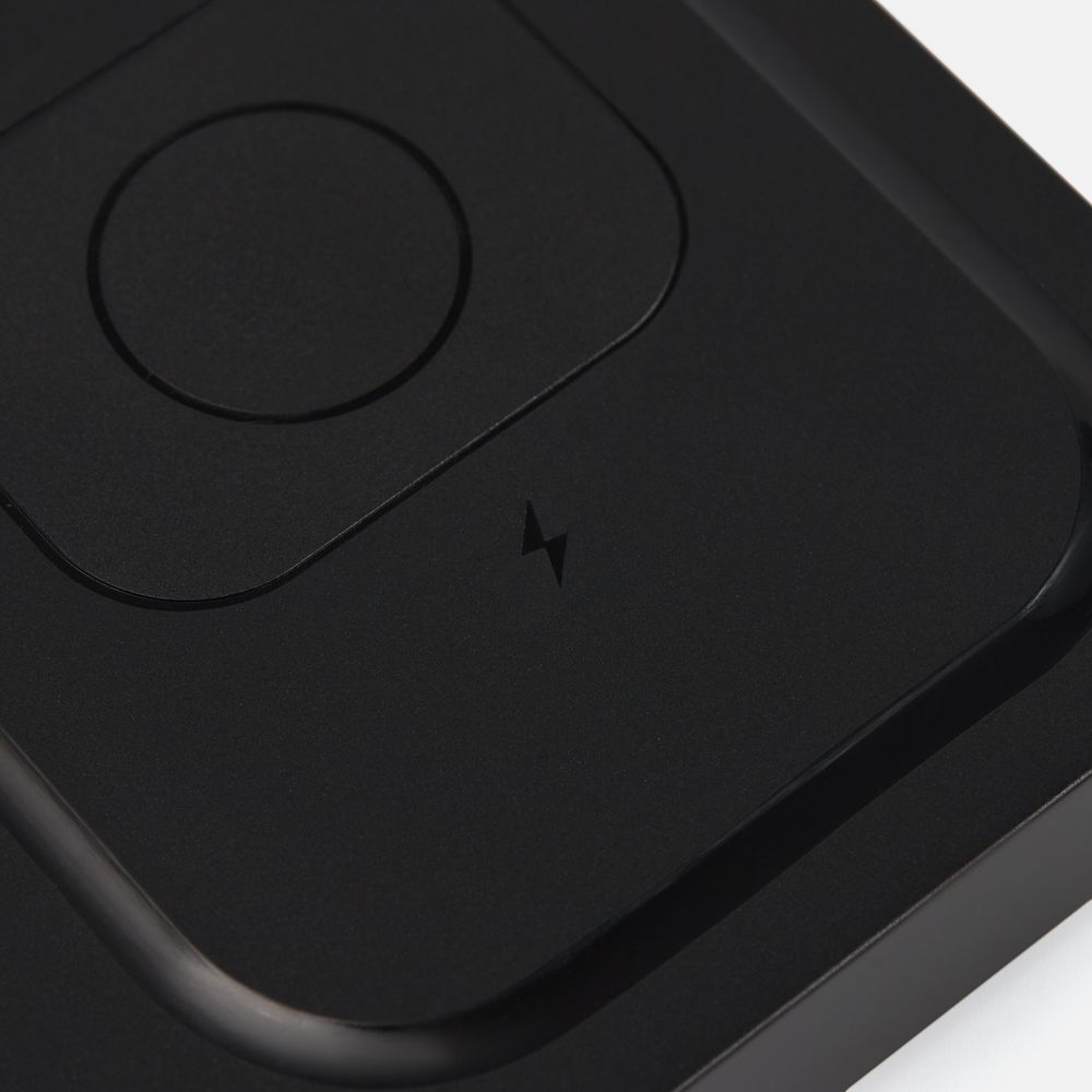 Беспроводное зарядное устройство с подогревом кружки Hot Task — пример нанесения логотипа (Uniscend) | Print Logo