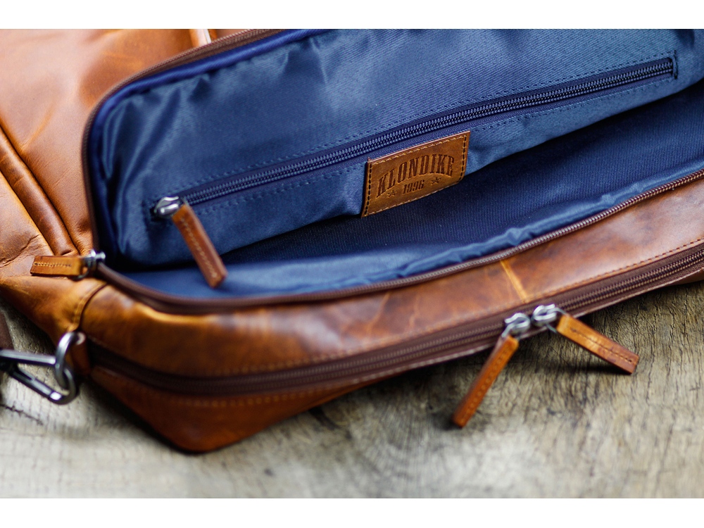 Сумка KLONDIKE DIGGER Earl, натуральная кожа цвета коньяк, 29 x 38 x 9 см